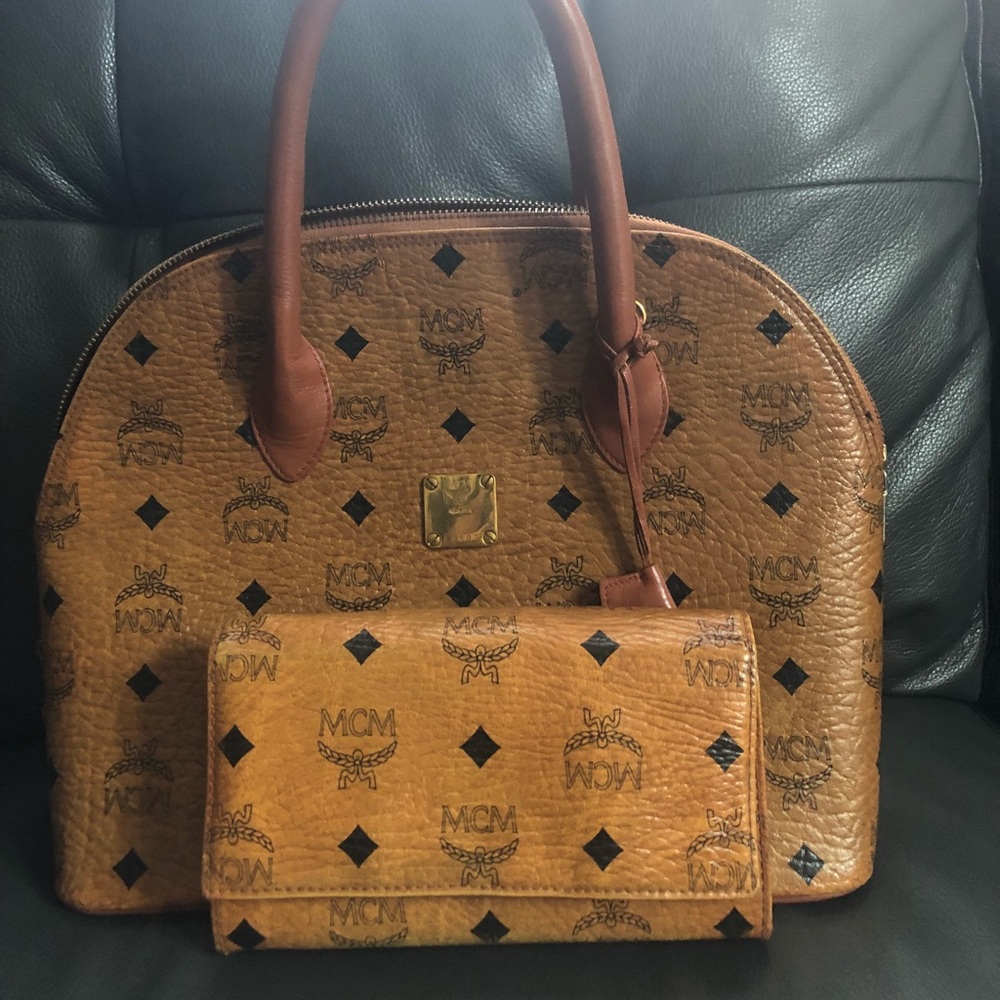 Slightly used MCM HANDBAG AND WALLET